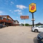 Super 8 by Wyndham Warrenton - photo 4