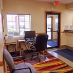 Dutch Inn & Suites - photo 7