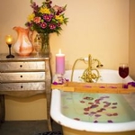 Moments In Paradise Holistic Day Spa & Salon - photo 3