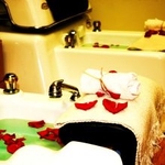 Moments In Paradise Holistic Day Spa & Salon - photo 4