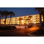 Beachers Lodge Oceanfront Suites - photo 3