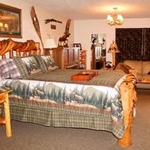 The Woodsman Country Lodge - photo 5