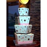 Lesley's Creative Cakes Flowers And Catering - Custom Cakes in Mesa