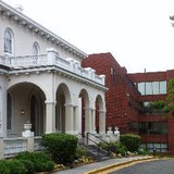 Vaughan William E DDS - Dentists in Washington