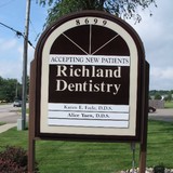 Ellis Paul J DDS - Dentists in Richland