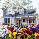 Mcninch House - Restaurants in Charlotte