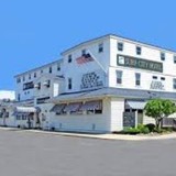 Surf City Hotel - Hotels in Beach Haven