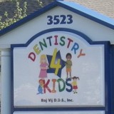 Vij Rajesh DDS - Dentists in Akron