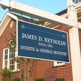 Reynolds James D DDS - Dentists in Roanoke