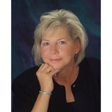 Linda Casale Premier Luxury Home Realtor WIndermere South Whidbey - Other in Freeland