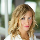 Carrie  Magnuson DDS - Dentists in Bellevue