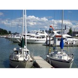 South Bay Marina Louie's Lgn - Restaurants in Green Bay