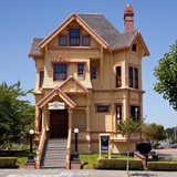 Hotel Carter & Wine Cellars Inc - Restaurants in Eureka