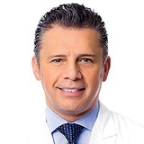 Esthetic Smiles - Dentists in Woodland Hills