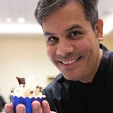 Over the Rainbow Cupcakes - Bakeries in Palm Springs