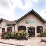 Mc Cullough Traci DVM - Veterinarians/Vets in Pearland