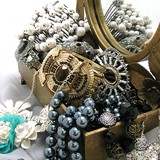 Accessory Plaza - Museums in Houston