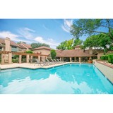 Villas At Oak Hill - Apartments in Fort Worth