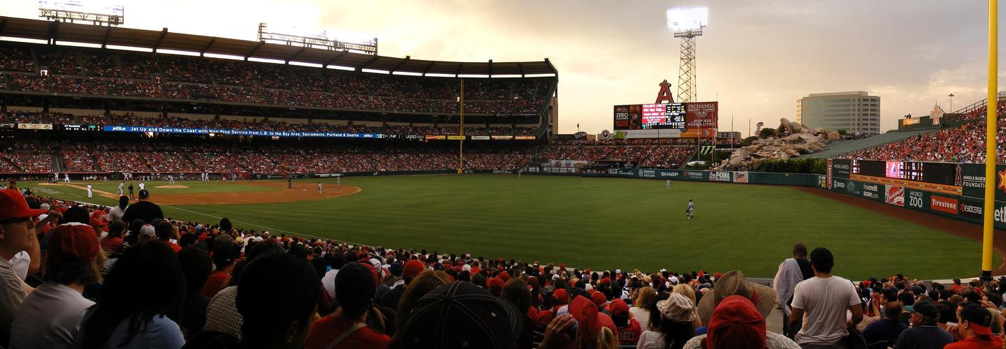 LuxuryVIPSuites cover photo