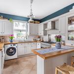 Robert Leech Estate Agents - photo 1