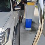 The Wave Car Wash - photo 2