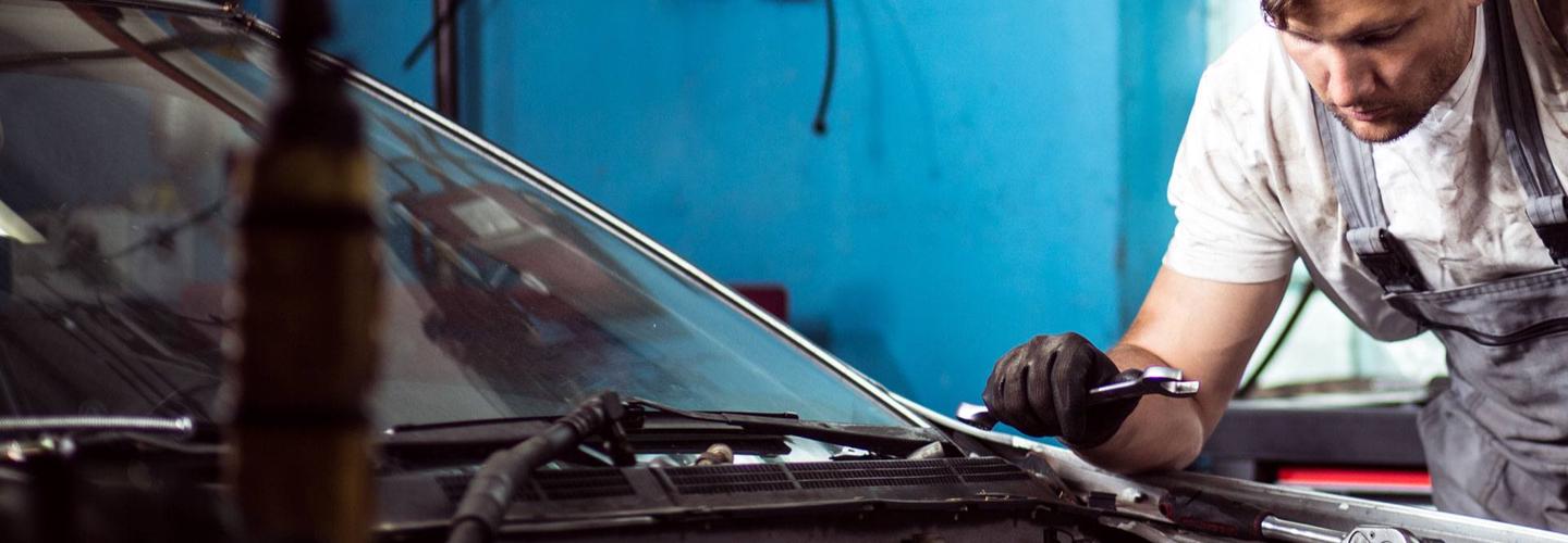 BMW Specialist Feltham - VSC Car Servicing  cover photo