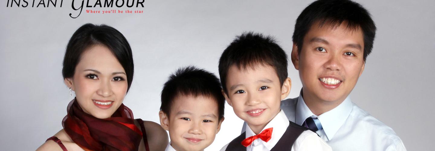 Family photoshoot cover photo