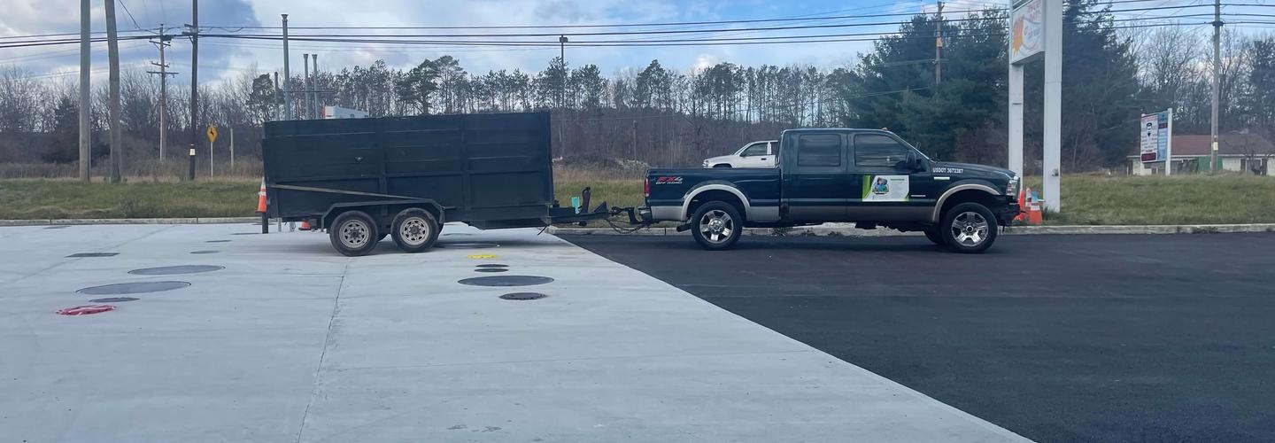 E&K Hauling Junk Removal LLC cover photo