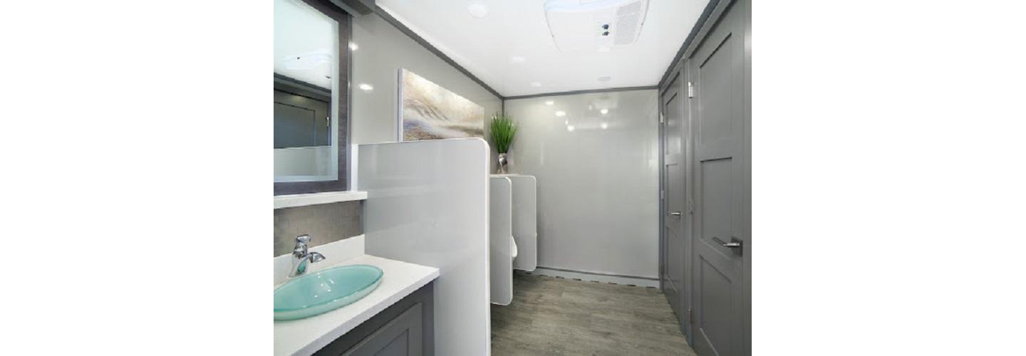 VIP Luxury Restrooms cover photo