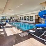 Glacier International Lodge - photo 3