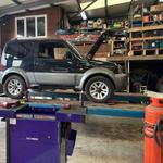 B & W Auto Centre - photo 1