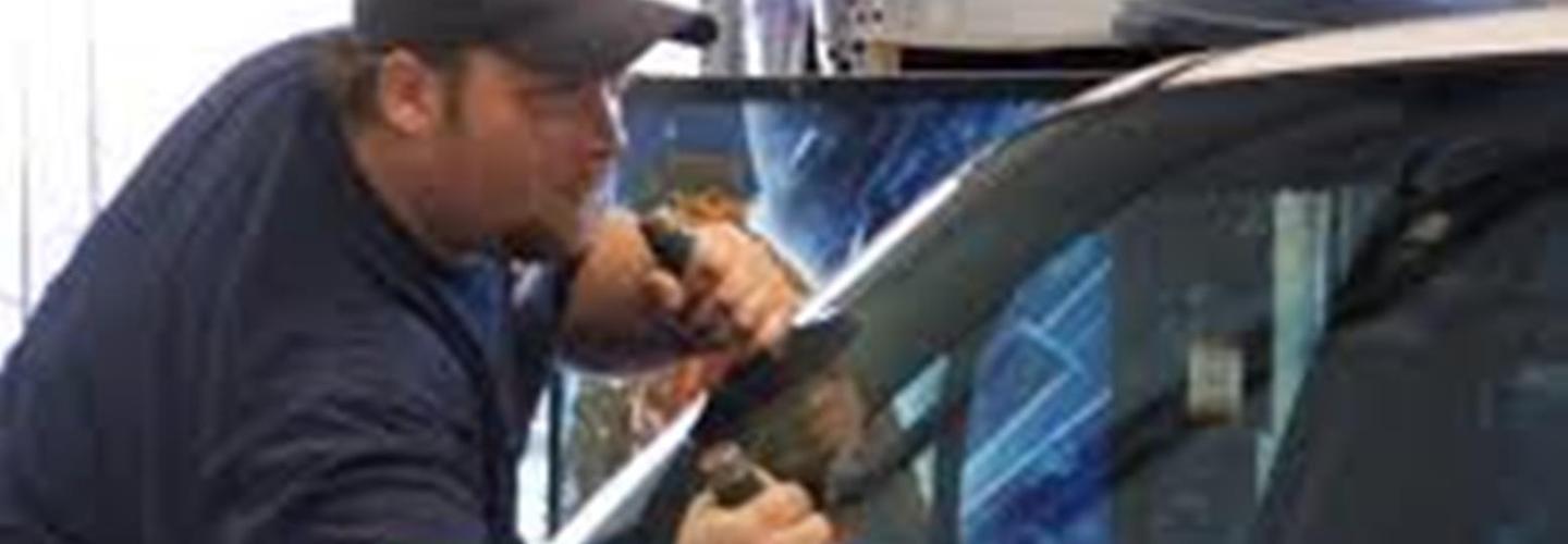 Fast Lane Auto Glass cover photo