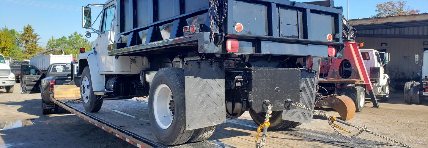 American Heavy Hauling cover photo