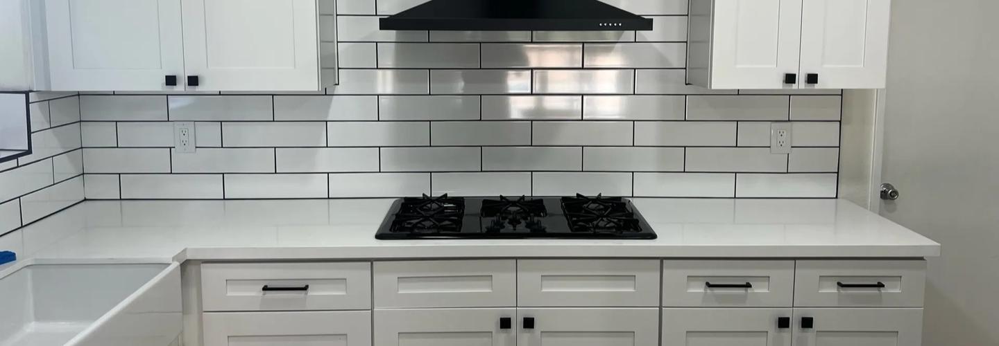 Straight Edge Builders cover photo