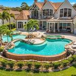 Queen Tampa Bay - photo 1