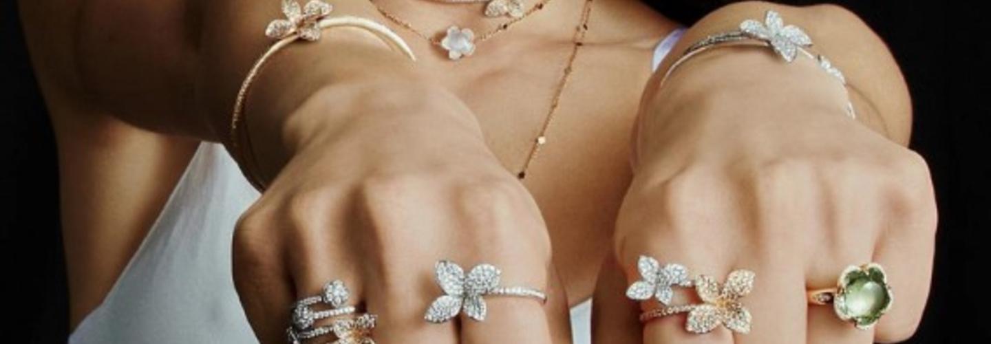 Augustina, Inc cover photo