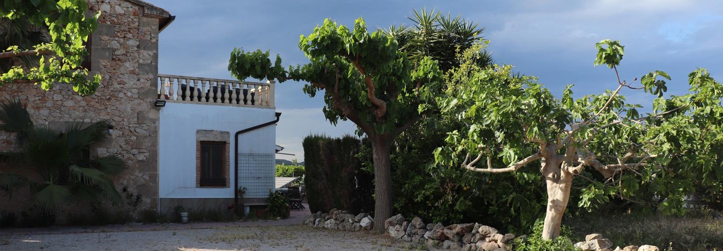 Luxury Listings Spain cover photo