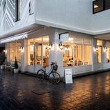 Lucky Hotel Bangkok - Hotels in Khlong Sok