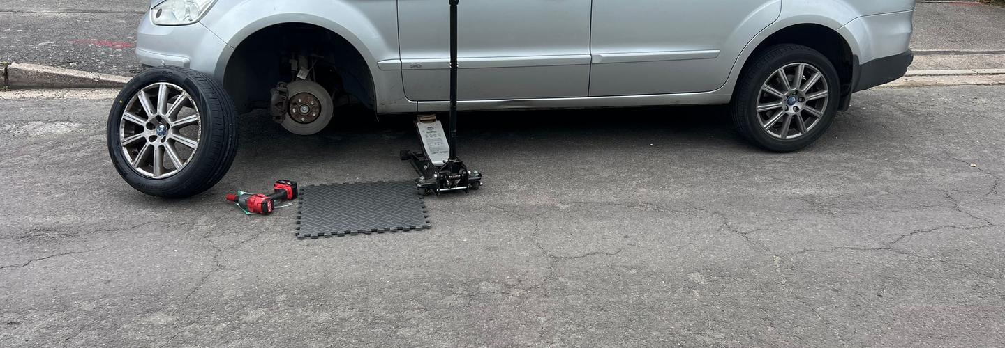 Express Mobile Tyres - Mobile Tyre Fitting Oxford cover photo