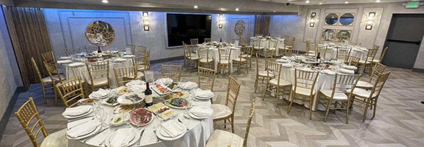 De Luxe Banquet Hall cover photo