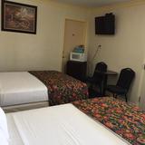 Mayfair Motel - Hotels in Inyokern