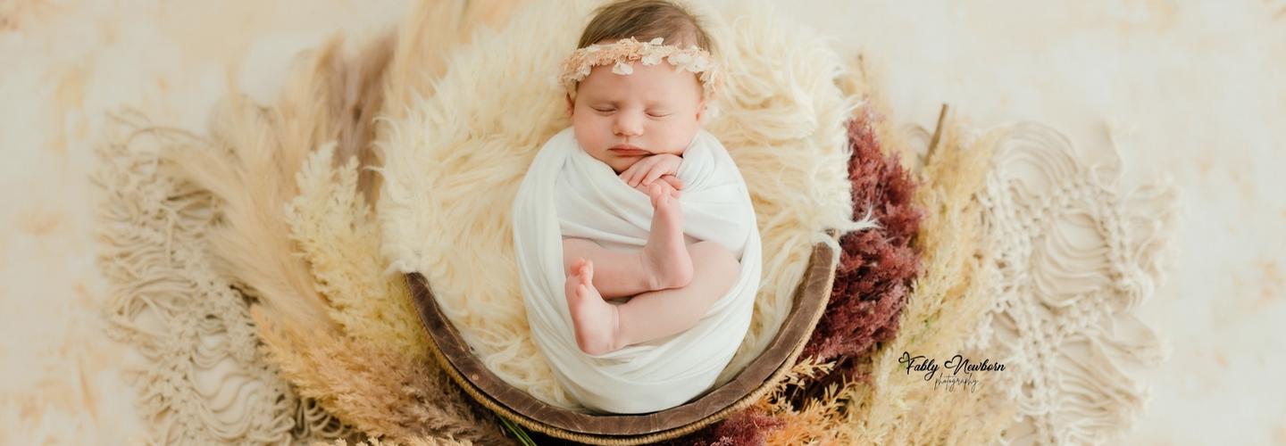 Fably Photography cover photo