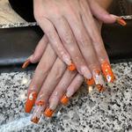 Vivian Nail Spa - photo 2