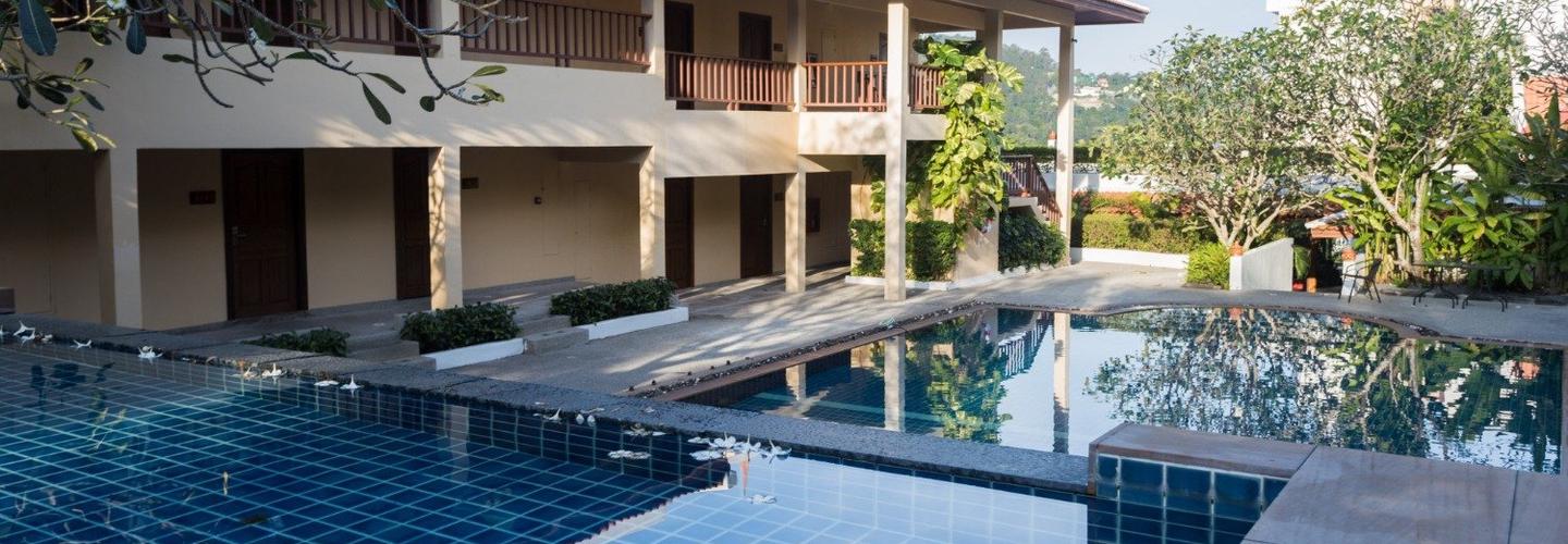 Signet Pool cover photo