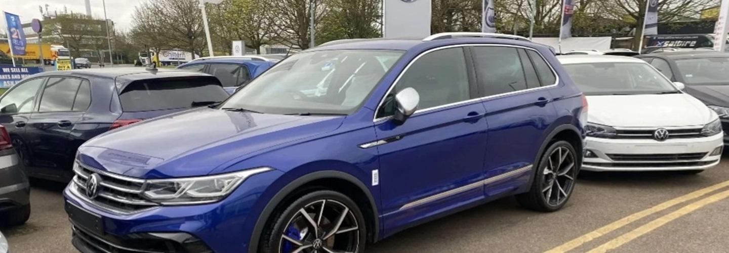 Jay And Rob's Windscreens cover photo