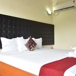 hotelrajhansinternational - photo 2