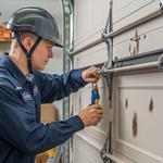 Jacob Garage Door Repair Sherman Oaks - photo 1