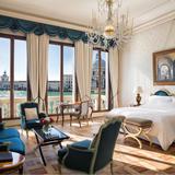 Century House B&B Pottery and Gallery - Hotels