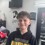 Magic Touch Hair Salon - photo 3