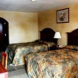 Summit Inn - Hotel in Hempstead